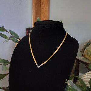 Vintage Gold Tone Herringbone Chain V Shape CZ Statement Necklace